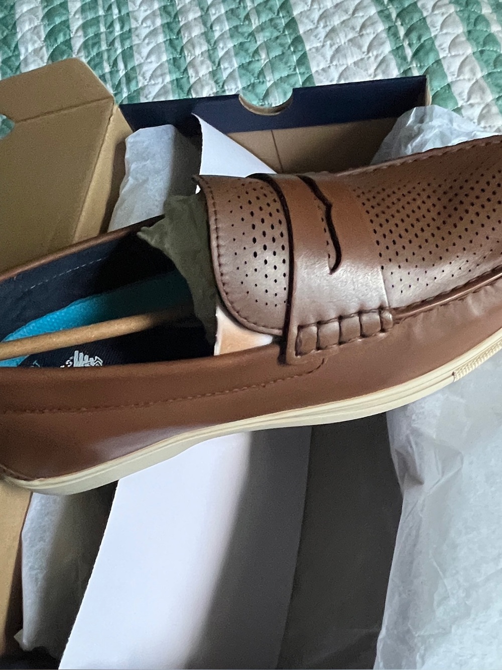 Dockers Men's Casual Slip-On Loafers in Tan